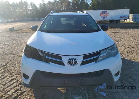 2015 Toyota Rav4 Le z USA, uszkodzony, nr VIN 2T3ZFREV3FW196373